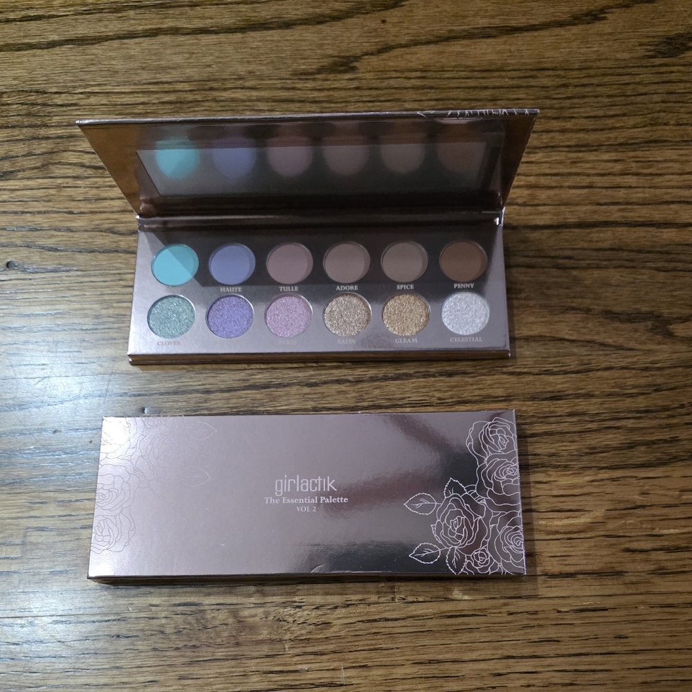 Girlactik The Essential Palette Vol. 2 eyeshadow palette featuring 12 shades